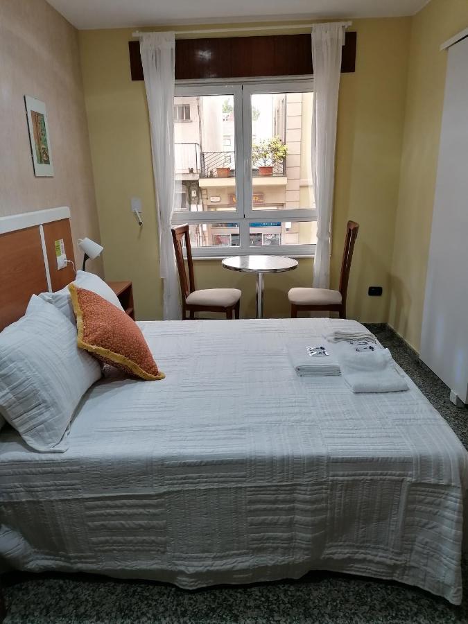 Cuatro Caminos Otel Sarria Dış mekan fotoğraf