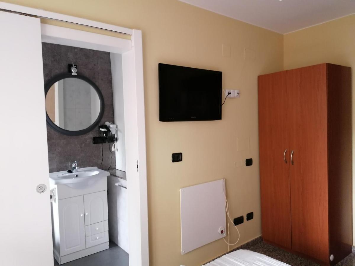 Cuatro Caminos Otel Sarria Dış mekan fotoğraf