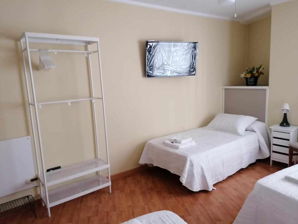 Cuatro Caminos Otel Sarria Dış mekan fotoğraf